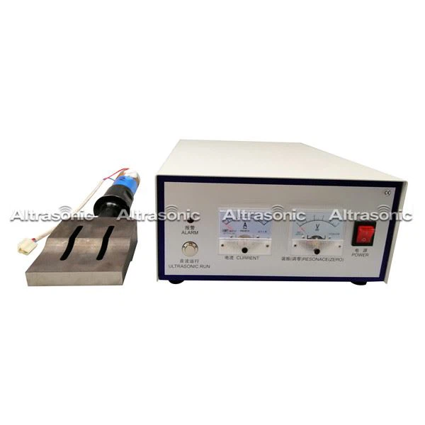 High Quantity 20khz Ultrasonic Welding System Used Analog Generator And Transducer With Horn