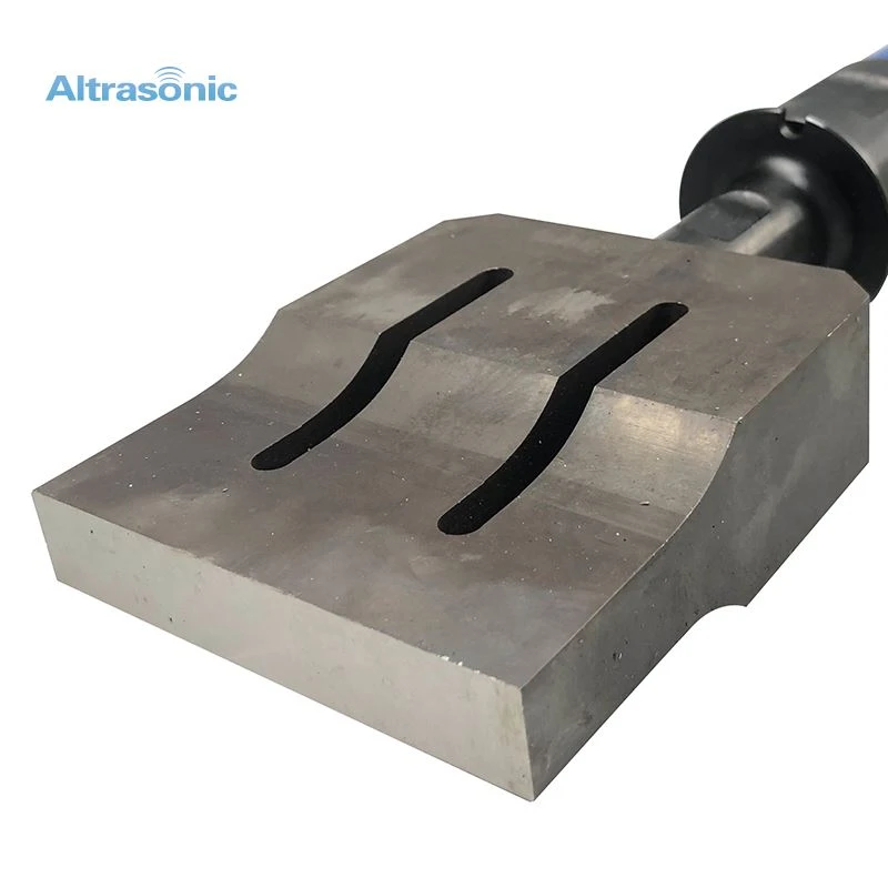 A Method To Determine The Minimum Amplitude Required For Ultrasonic Welding